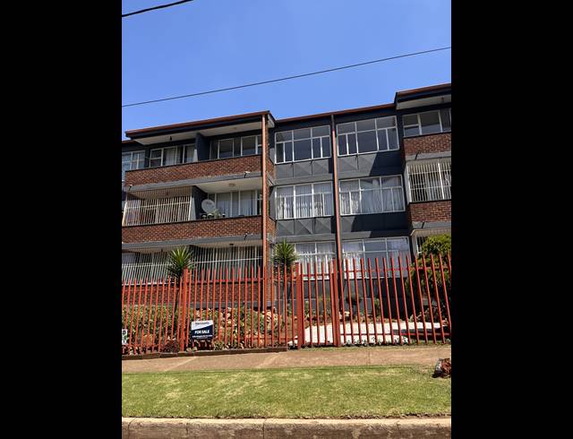 2 BEDROOM APARTMENT FOR SALE IN FLORIDA